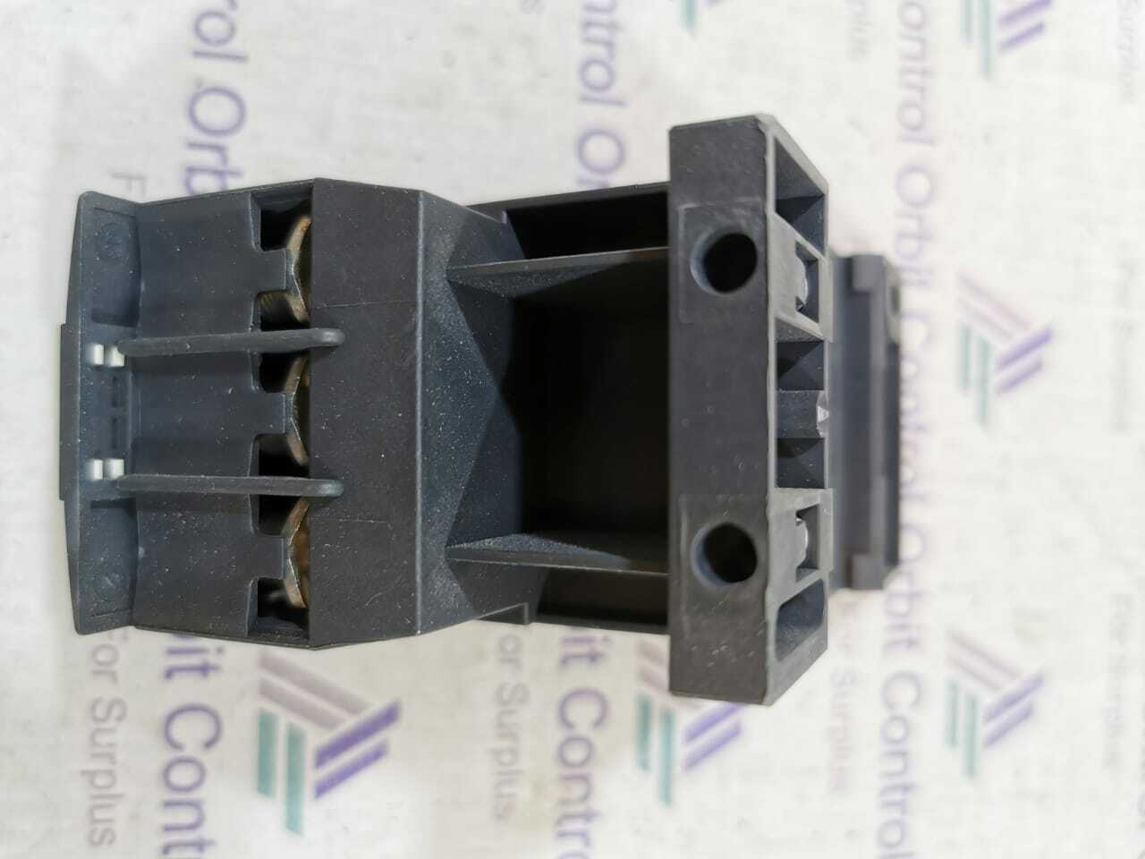 Schneider Electric LAD7B106 Schneider Electric LAD7B106 Terminal Block TeSys-060352 4