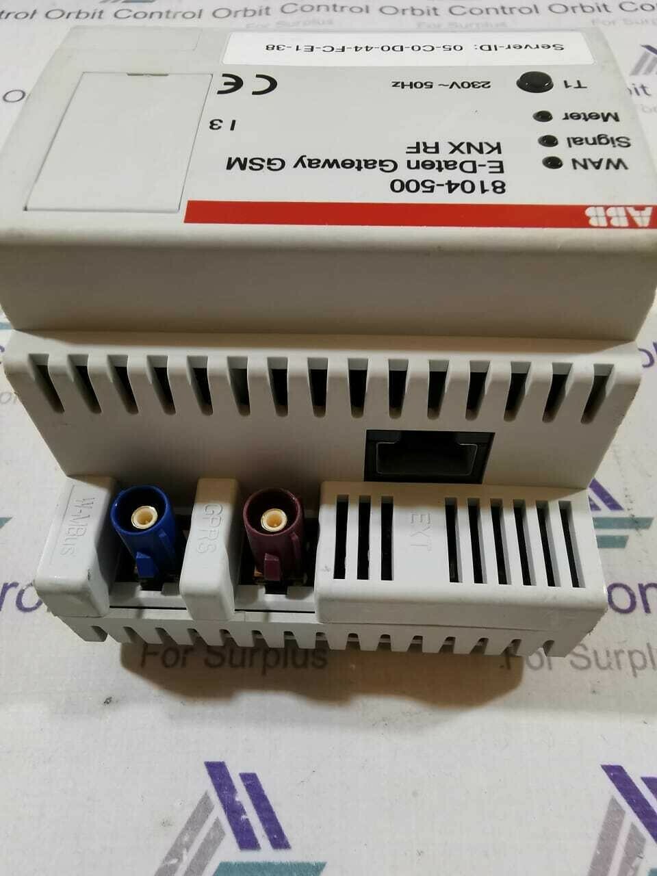 ABB 8104-500 ABB GPRS-MUC E-Daten Gateway GSM KNX RF 230V-50Hz 8104-500 3