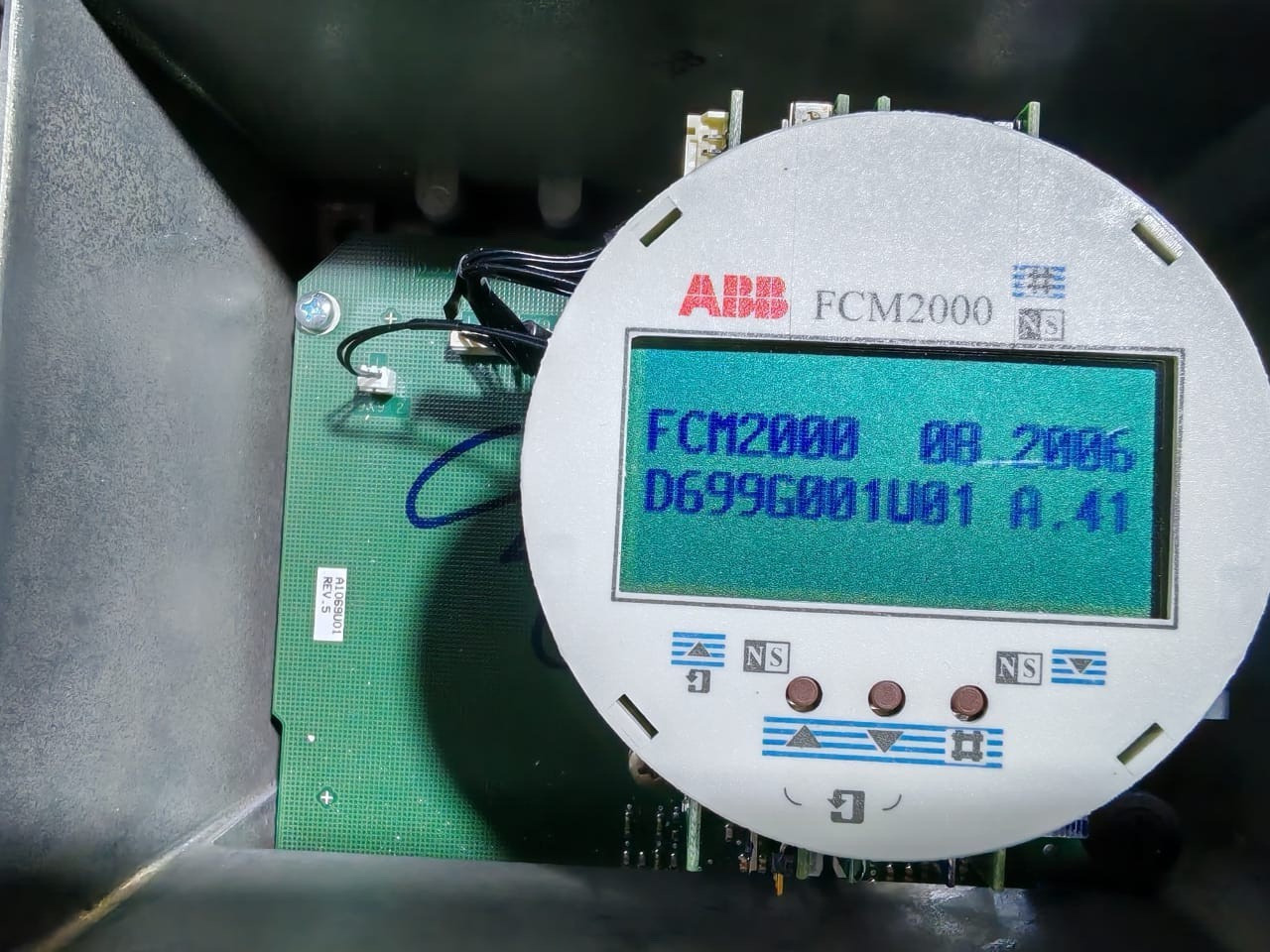 ABB FCM2000 ABB FCM2000 /ME21A3ABOKE MASS FLOW METER 24V 4