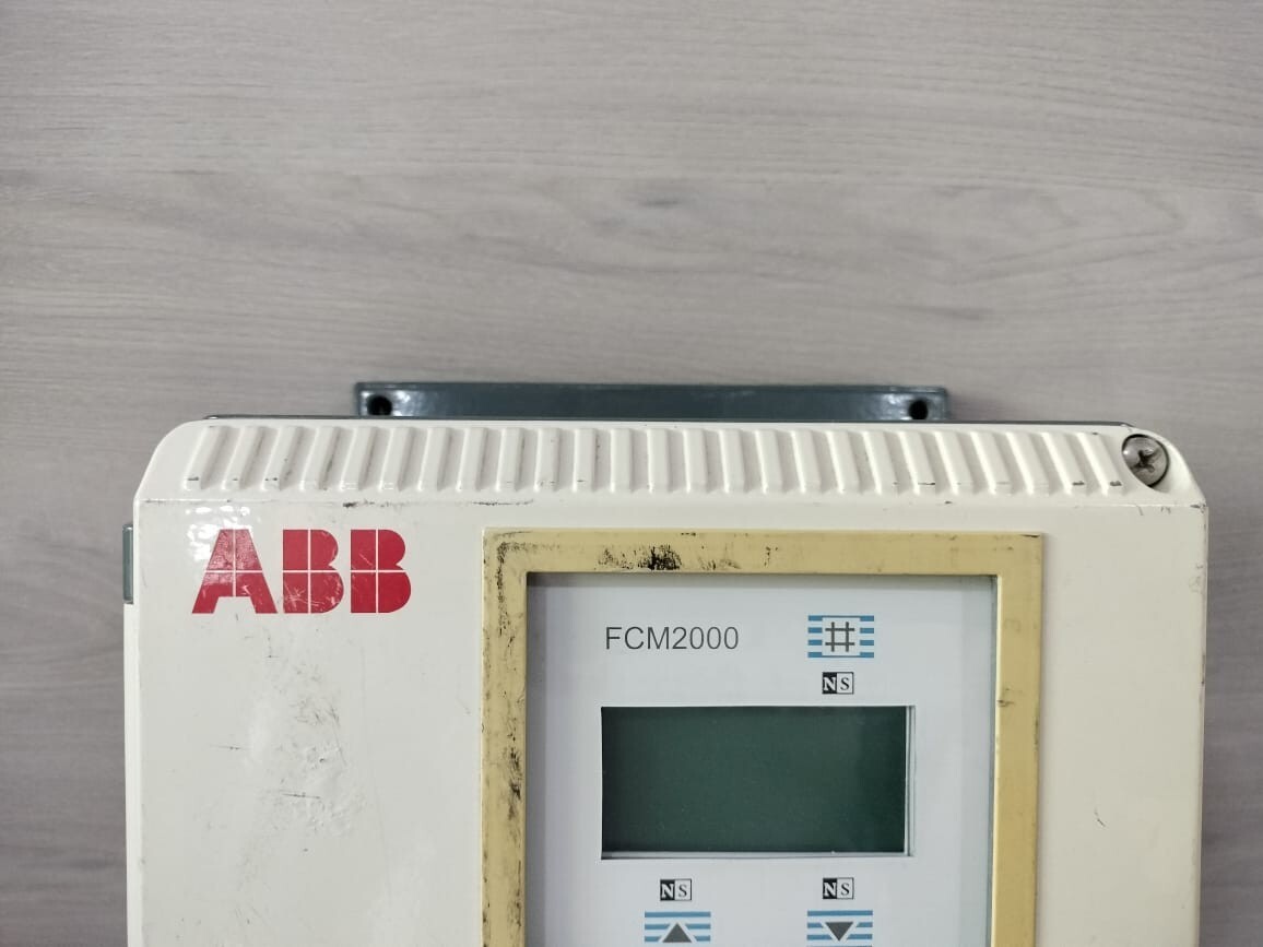 ABB FCM2000 ABB FCM2000 /ME21A3ABOKE MASS FLOW METER 24V 5
