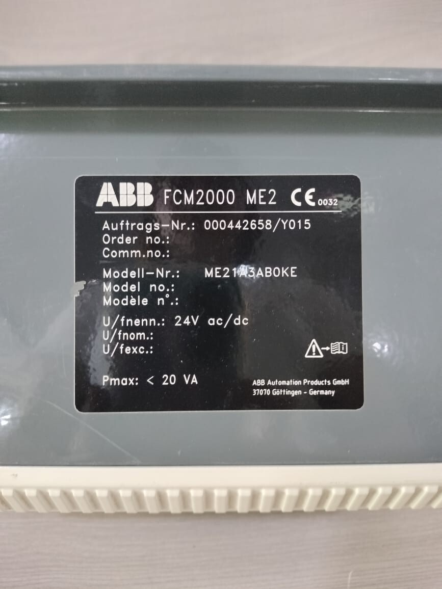 ABB FCM2000 ABB FCM2000 /ME21A3ABOKE MASS FLOW METER 24V 8