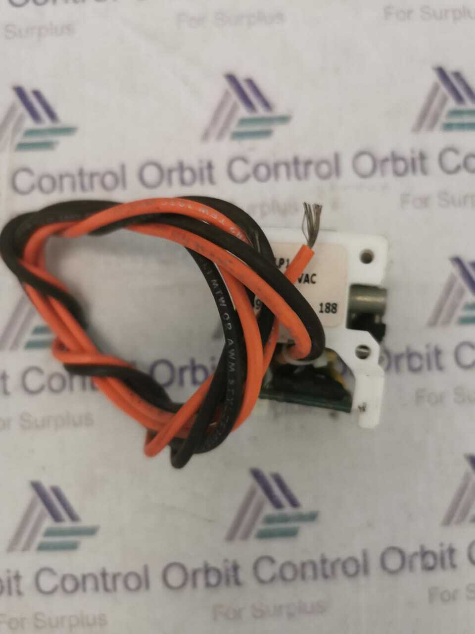 Cutler-Hammer UVH1LP11K UVH1LP11K CIRCUIT BREAKER UNDERVOLTAGE RELEASE MECHANISM - 208-240VAC 4