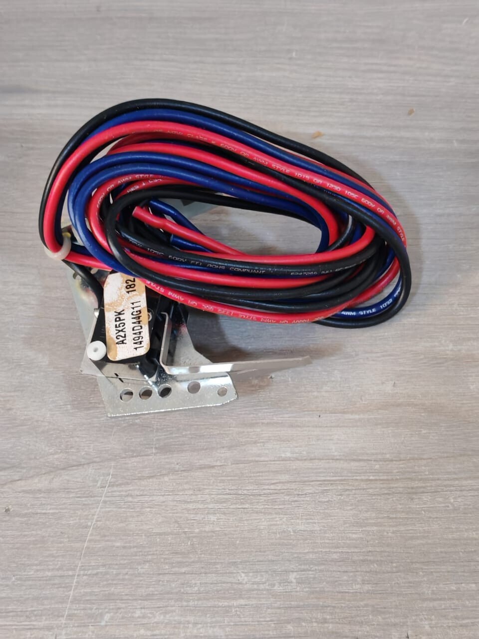 Eaton A2X5PK, 1494D44G1 EATON A2X5PK AUX.SWITCH FOR SERIES C TYPE N-BREAKER 1494D44G1 2