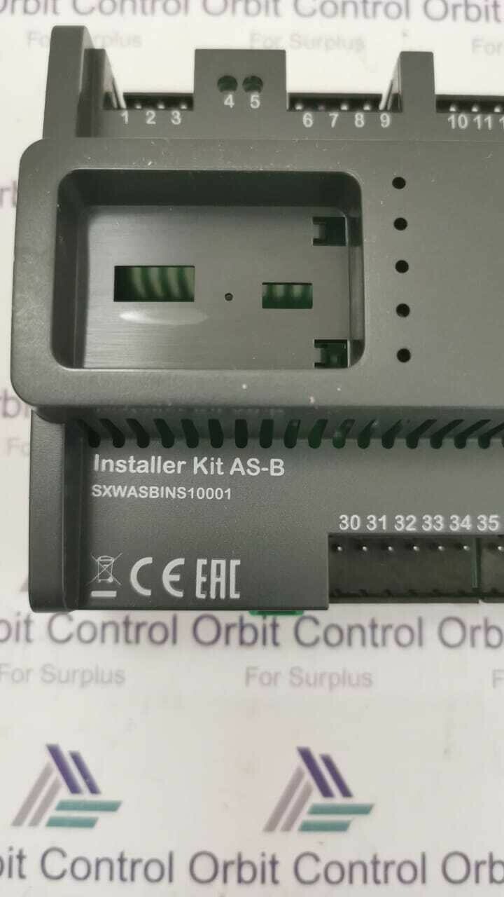 Schneider Electric SXWASBINS10001 Schneider Electric SXWASBINS10001 SmartX Controller 6