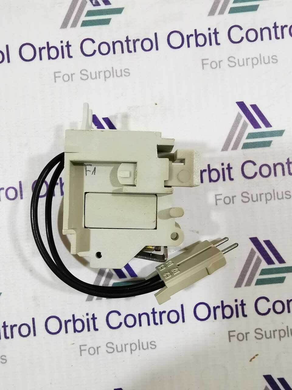 ABB 1SDA013781 ABB SACE 1SDA013781 S3-S4-S5 SHUNT OPENING RELEASE 24V-50/60HZ 5
