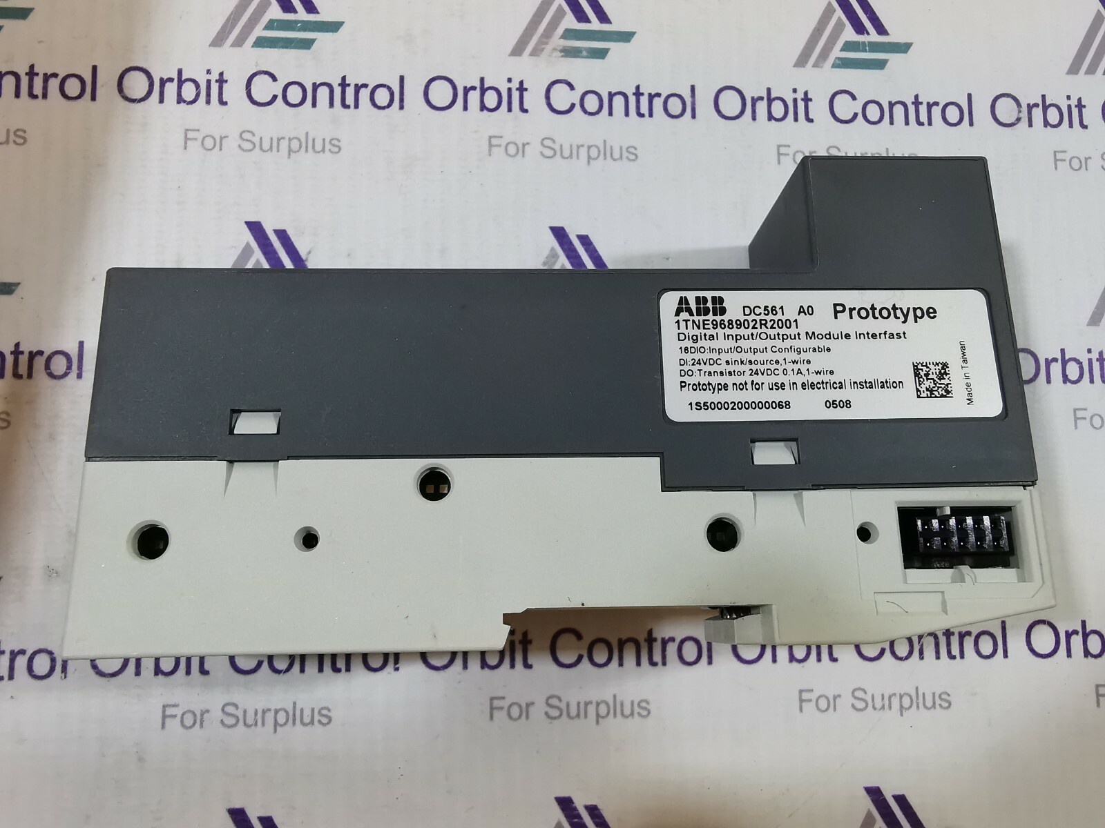 ABB DC561 ABB 1TNE968902R2001 DC561 RELAY MODULE 6
