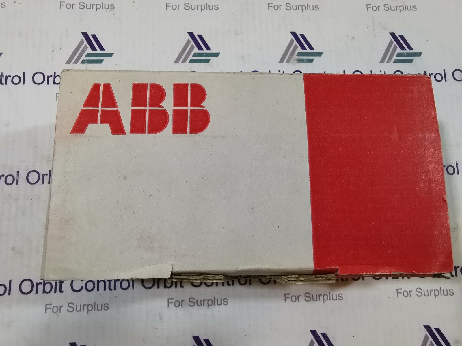 ABB 1TNE968902R2103 DI571 ABB 1TNE968902R2103 MODULE 3