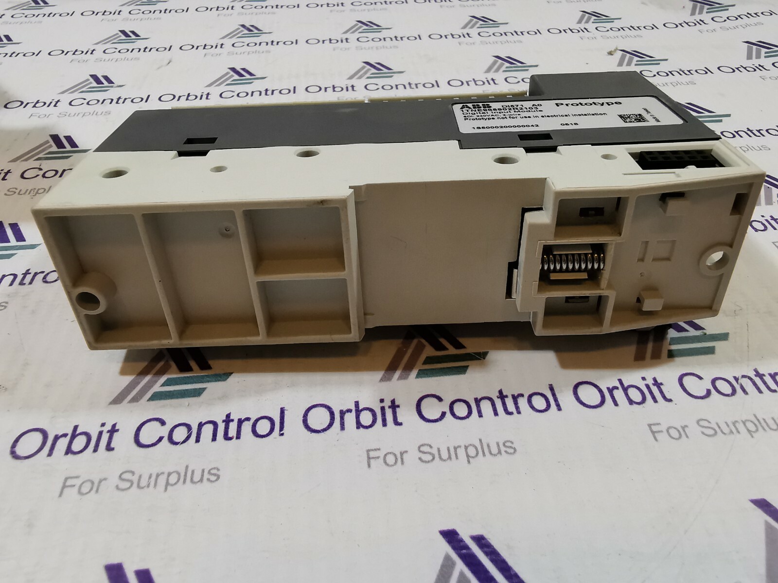 ABB 1TNE968902R2103 DI571 ABB 1TNE968902R2103 MODULE 6