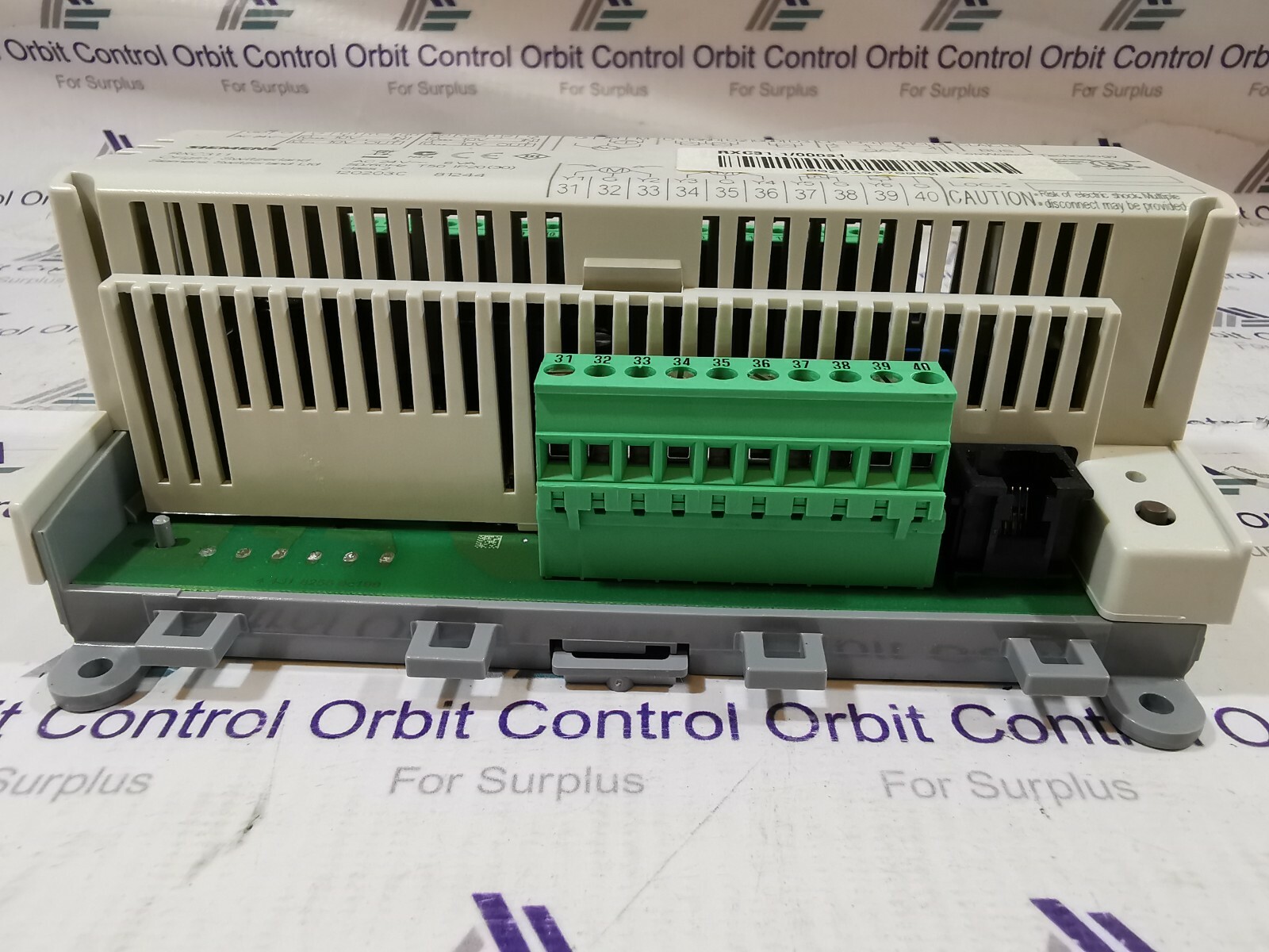 Siemens FHP2B04 / FHP2 / F2H** SIEMENS RXC31.1/00031 / RXC31100031 ROOM CONTROLLER 24V 5
