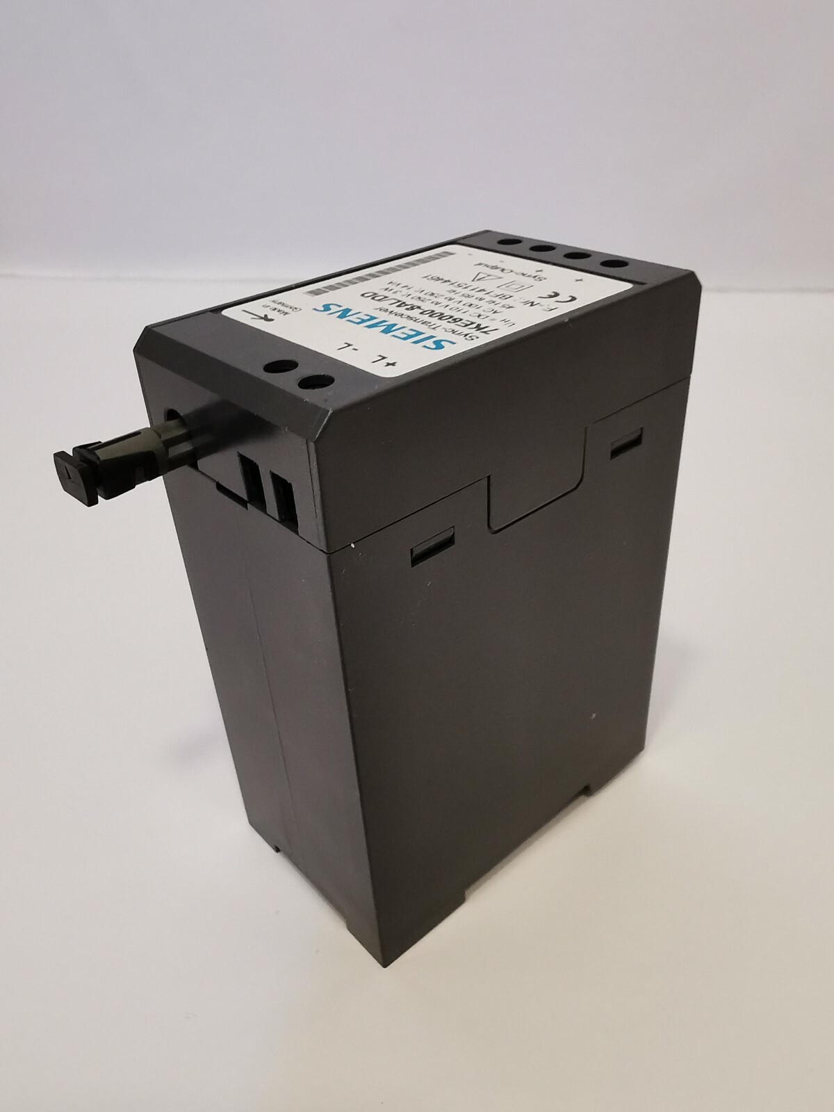 SIEMENS 7KE6000-8AL/DD SIEMENS 7KE6000-8AL/DD Sync Transceiver DC/AC110-230V,45-65HZ 4