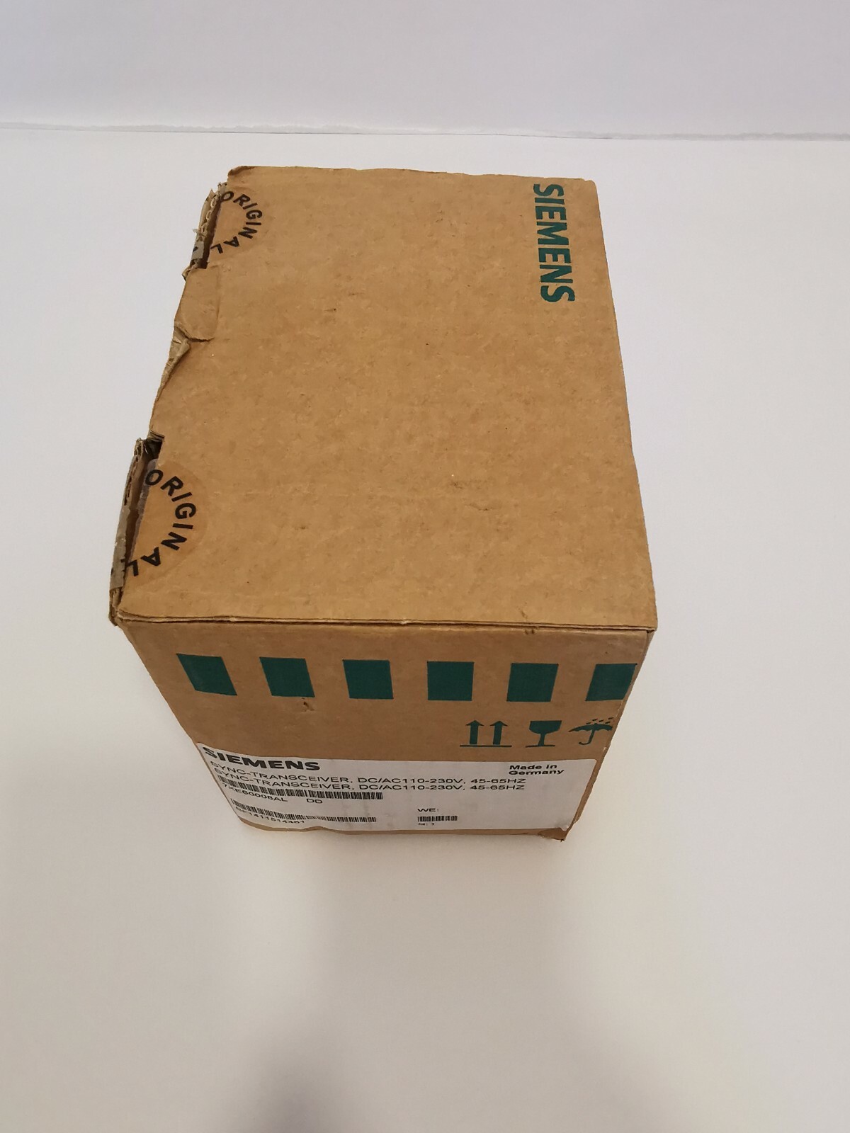 SIEMENS 7KE6000-8AL/DD SIEMENS 7KE6000-8AL/DD Sync Transceiver DC/AC110-230V,45-65HZ 6