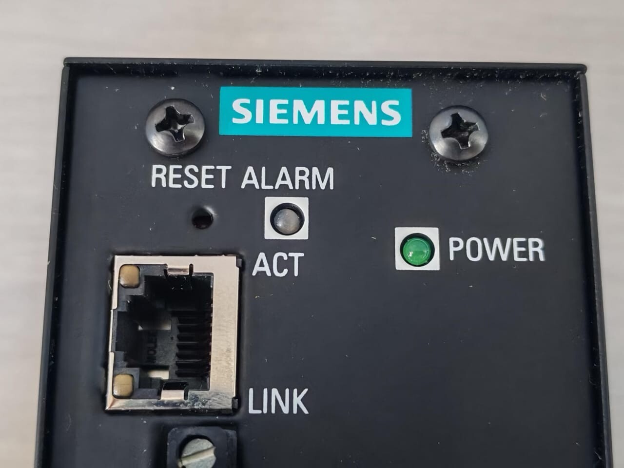 SIEMENS RMC30NC-48-XX SIEMENS RUGGEDCOM RMC30NC / RMC30NC-48-XX 56 BIT ENCRYPTION 48V 6