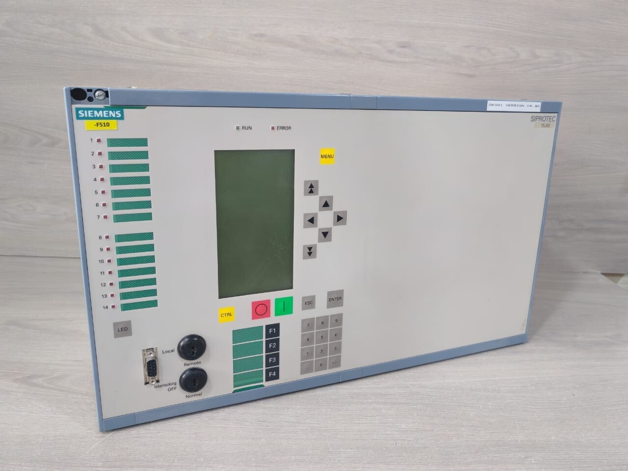 SIEMENS 7SJ6352-5EB90-3FD0/EE SIEMENS F510 SIPROTEC 7SJ6352-5EB90-3FD0/EE OVERCURRENT PROTECTION & CONTROL 3