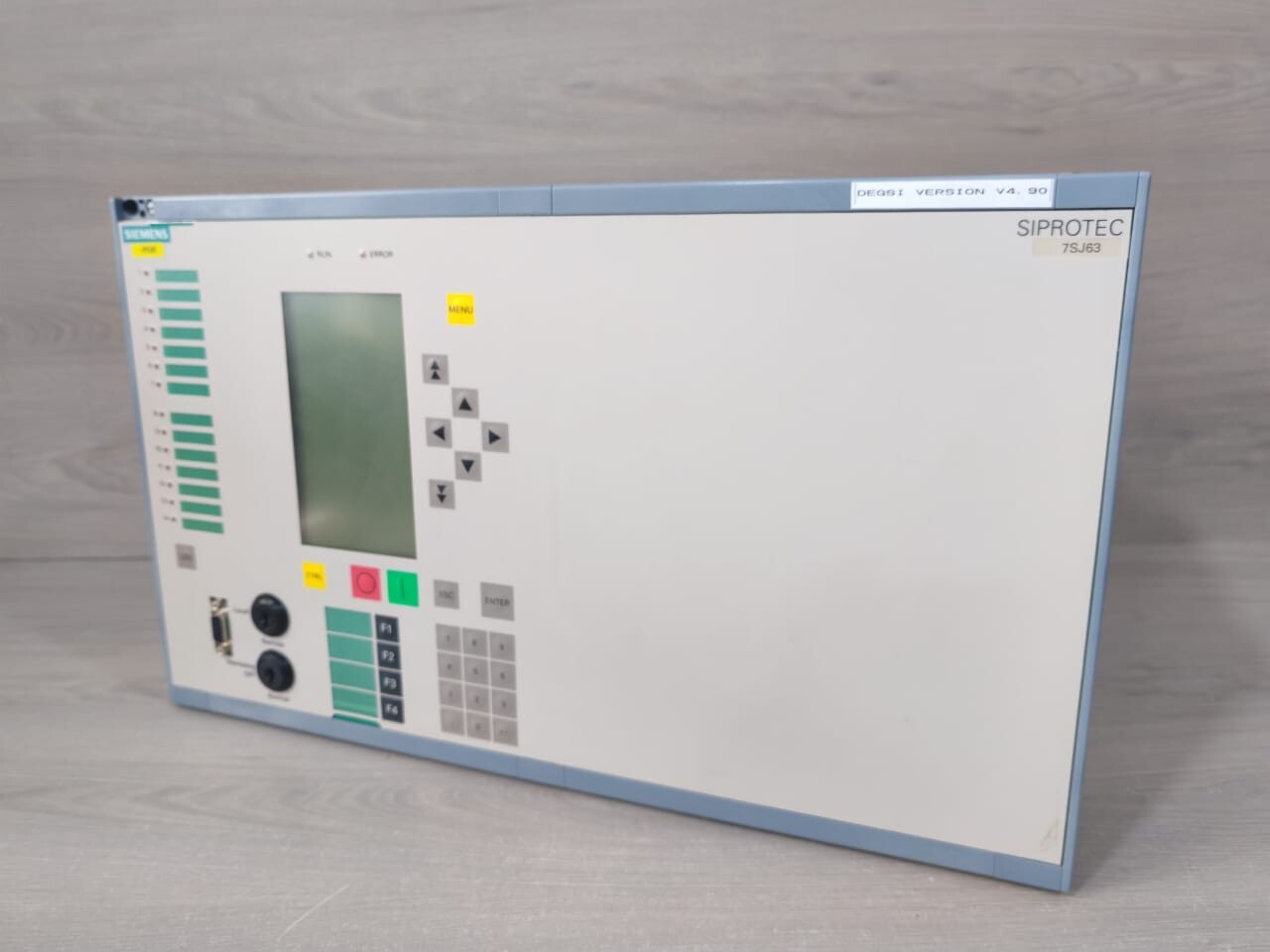 SIEMENS 7SJ6352-5EB90-3FD0/EE SIEMENS F510 SIPROTEC 7SJ6352-5EB90-3FD0/EE OVERCURRENT PROTECTION & CONTROL 4