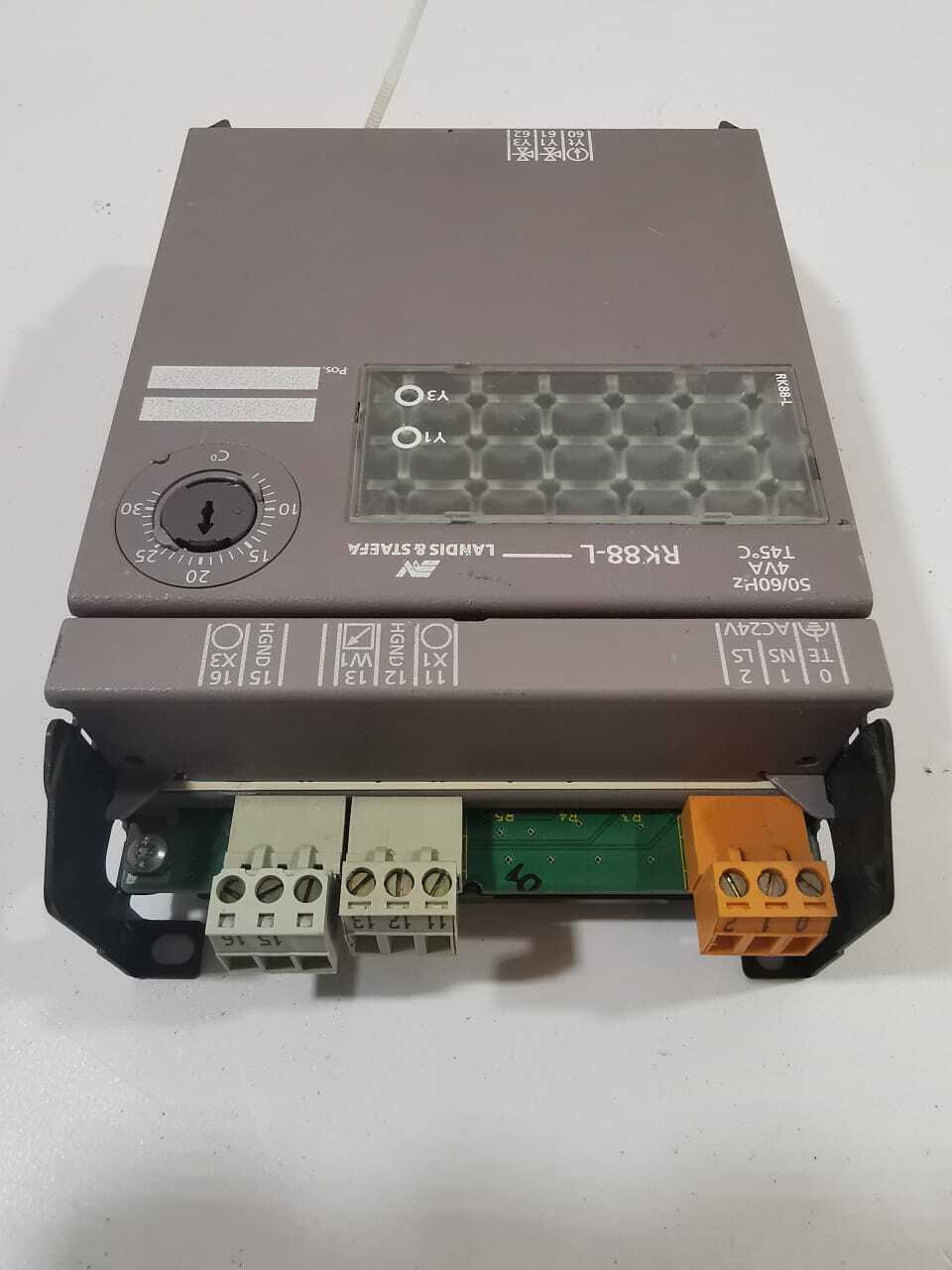 LANDIS & STAEFA RK88-L LANDIS & STAEFA RK88-L UNIVERSAL CONTROLLER W/O ANY ACCESSORIES 3