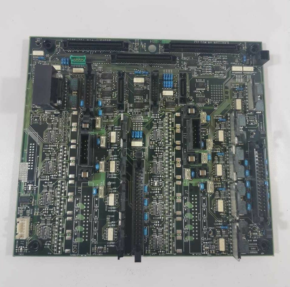 HITACHI P/N 731-5013 HITACHI DIST3 P/N 731-5013 CONTROL BOARD 6