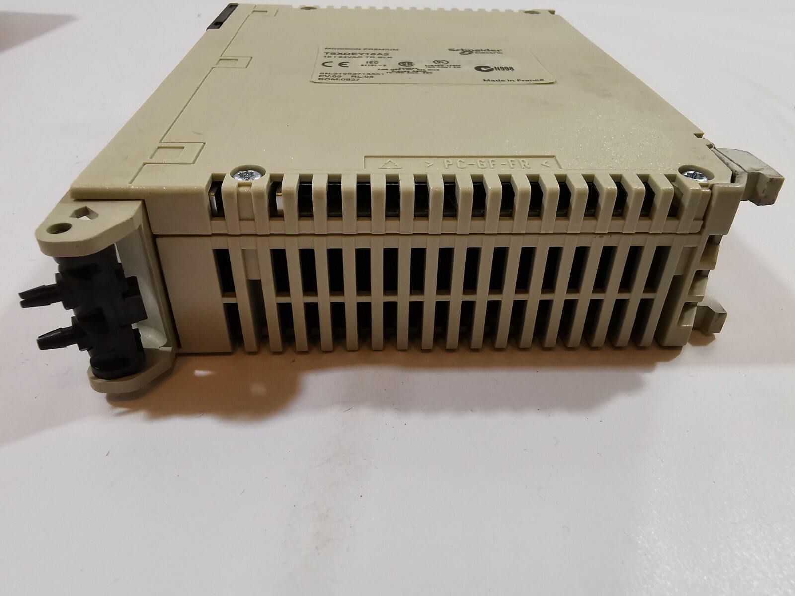Schneider Electric TSXDEY16A2 Schneider Electric TSXDEY16A2 MODICON PREMIUM 7