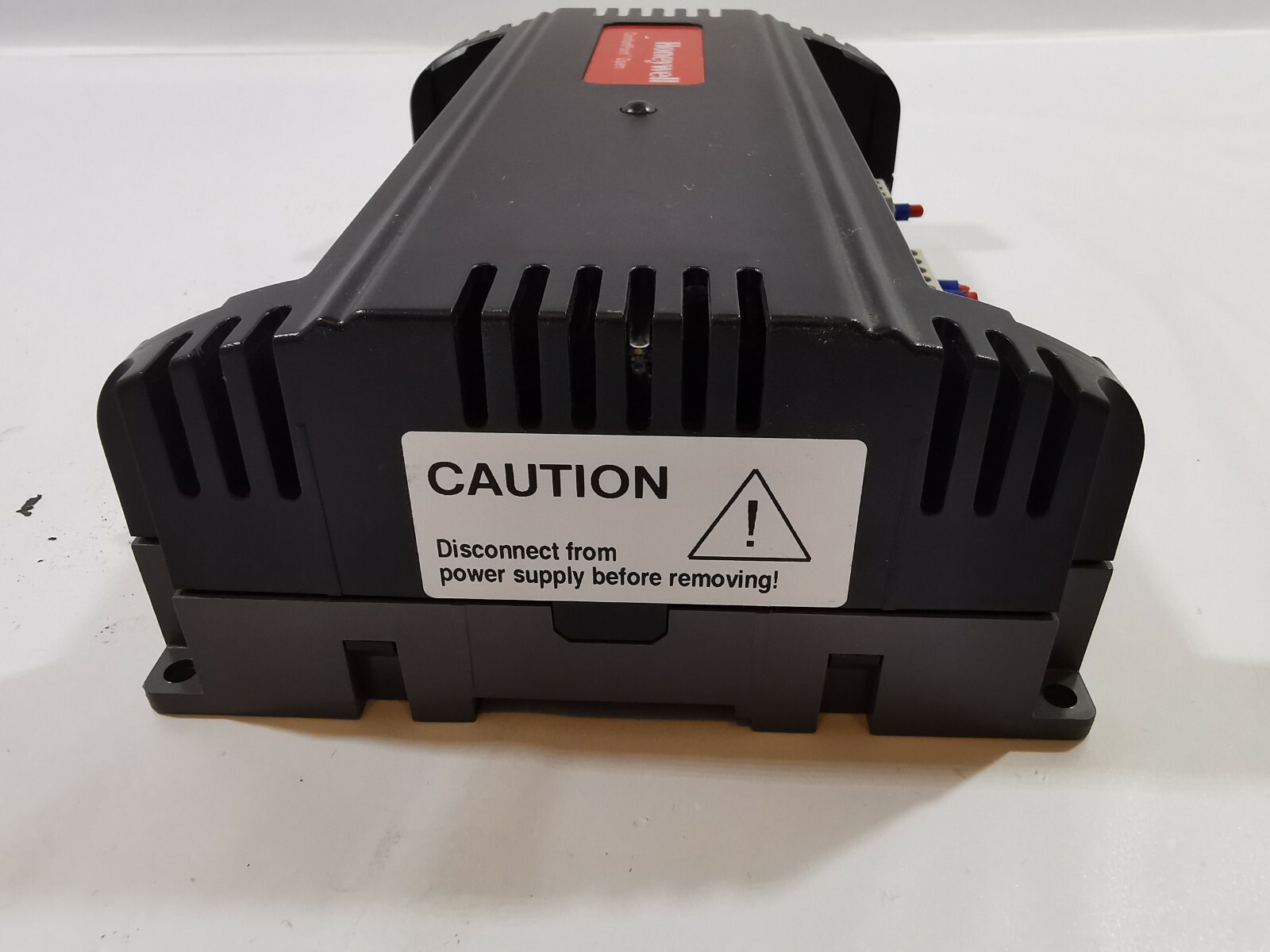 Honeywell CPO-FB22344R-24 Honeywell CPO-FB22344R-24 FCU/UNIVERSAL CONTROLLER 24VAC 50/60Hz 22VA 3