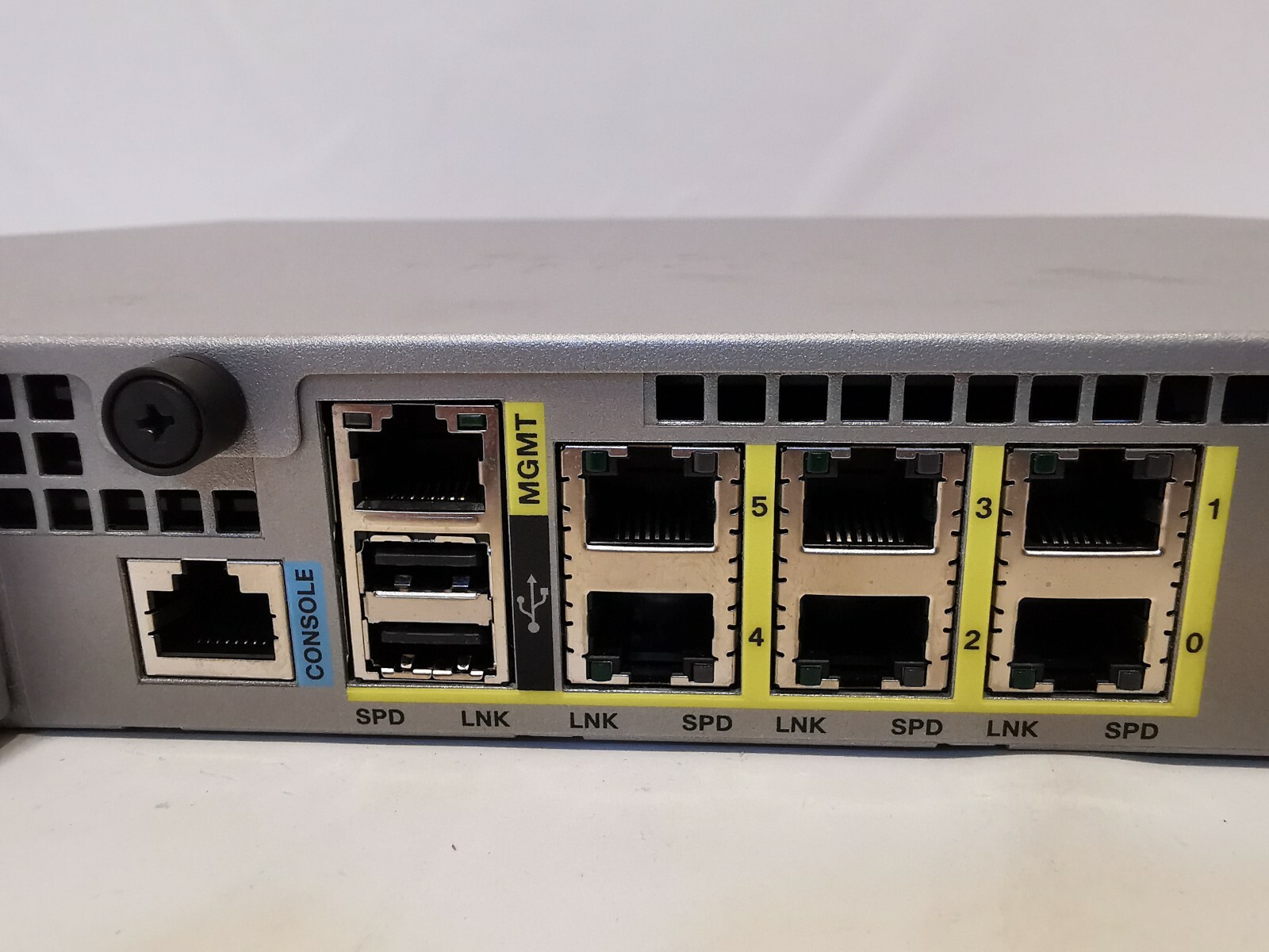 CISCO ASA 5515-X CISCO ASA 5515-X ADAPTIVE SECURITY APPLIANCE 8