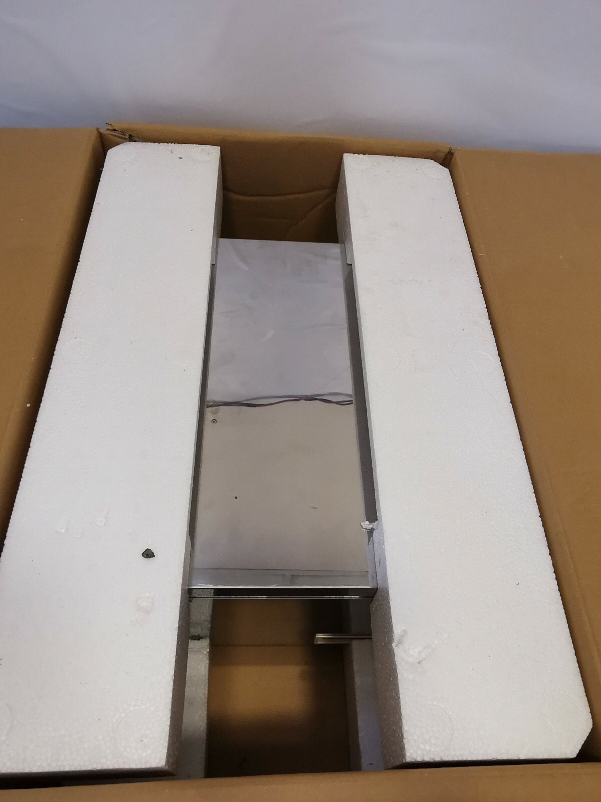 SMC INR-244-768A SMC INR-244-768A TEMPERATURE CONTROLLER 5