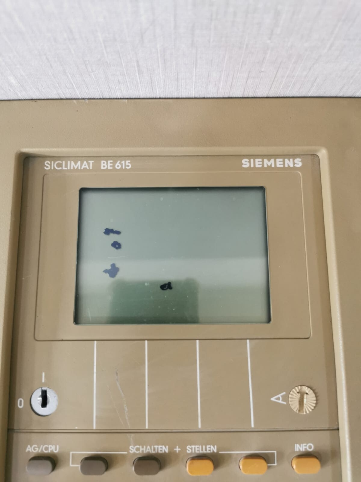 Siemens BE-615 SIEMENS SICLIMAT BE 615 / 6FL3001-4AA11- WITH BLACK SPOTS ON THE SCREEN 2