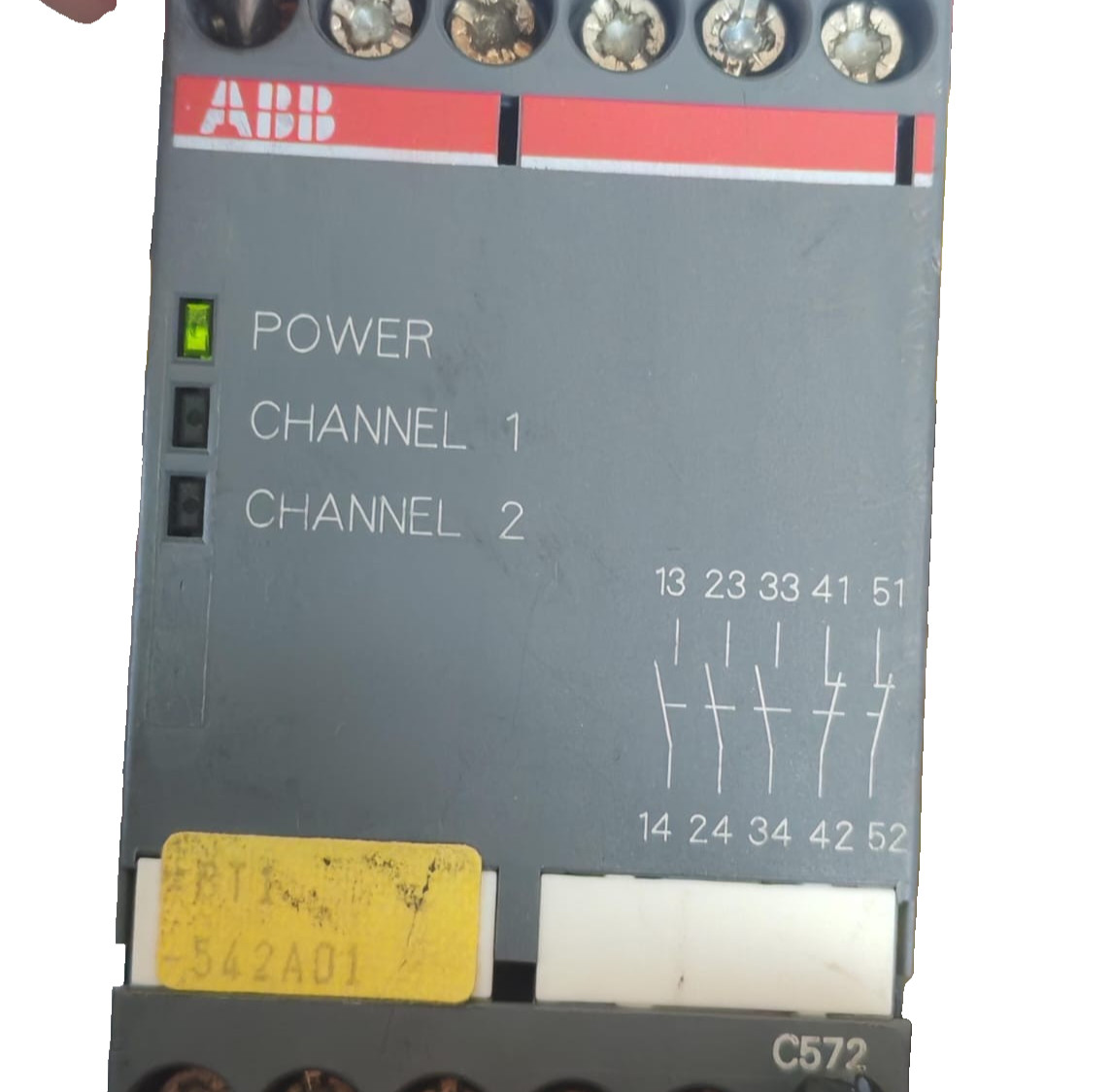 ABB C572 ABB C572 SAFETY RELAY 1SAR501032R0003 24VDC 2
