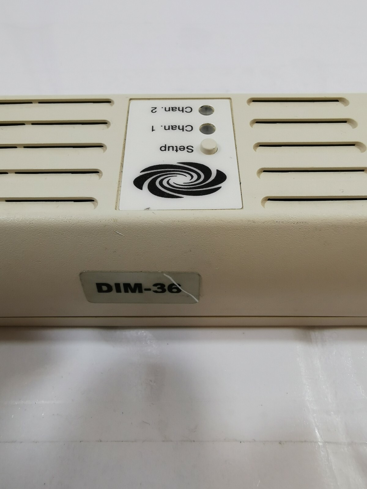Crestron DIM-36 CRESTRON DIM-36 CLCI-1DIMFLV2EX-W Wireless In-Ceiling Switch 230V-50/60Hz 6