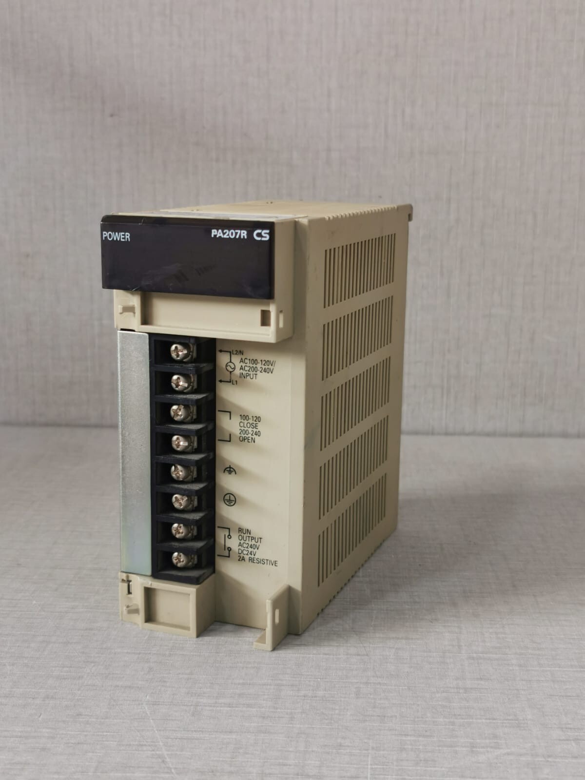 Omron PA207R OMRON CS1D-PA207R POWER SUPPLY UNIT - Missing Front Cover & 5