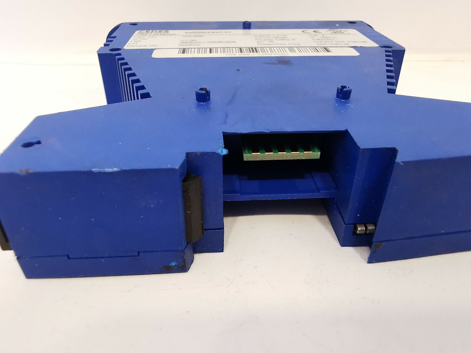 CEDES 104858 CEDES 104858 Landquart Safe Controller CIS3-EXT-2C 240VAC 5