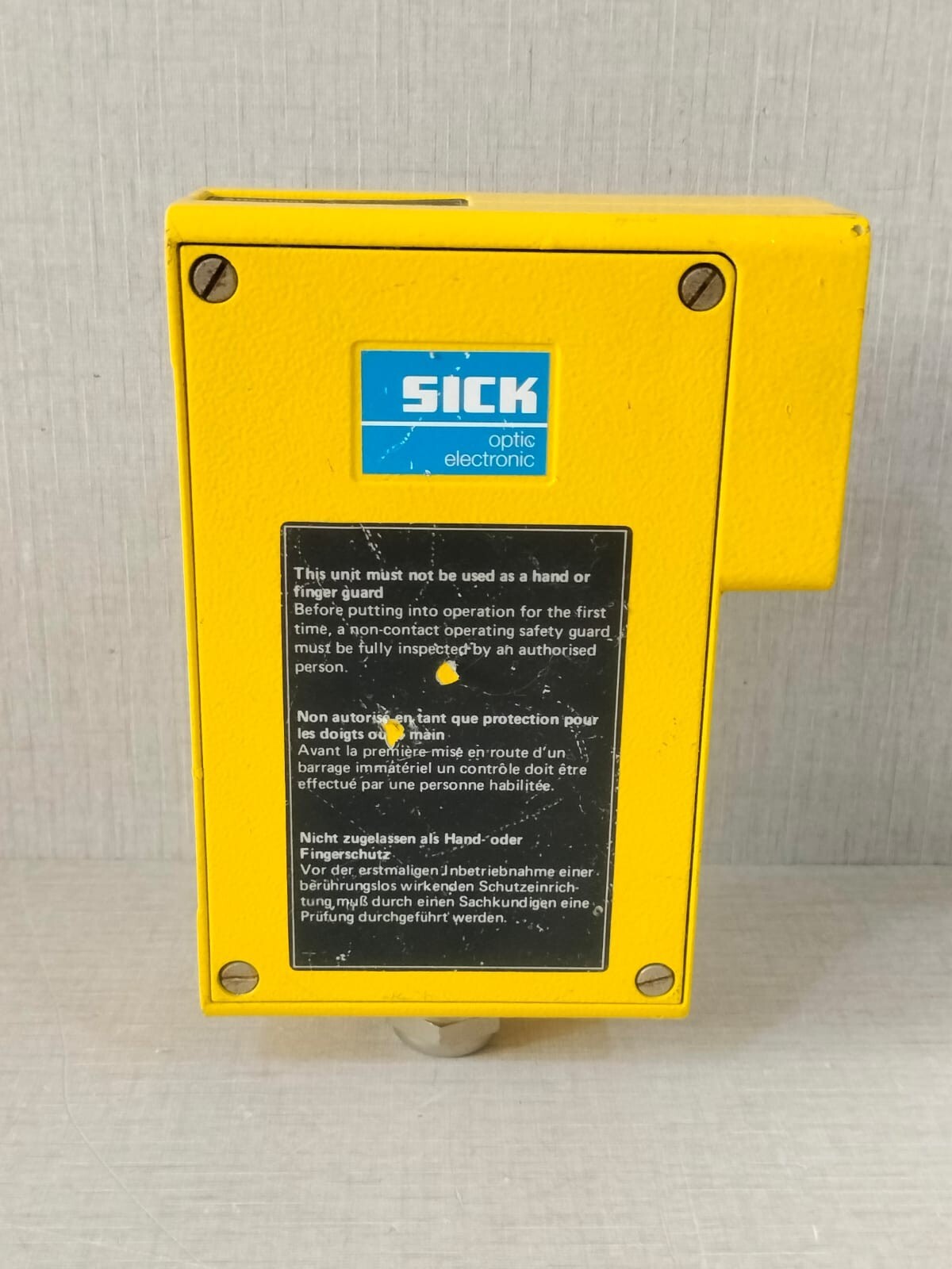 SICK OPTIC ELECTRONIC WSU 26-130 SICK OPTIC ELECTRONIC WSU 26-130 DC 24V 5