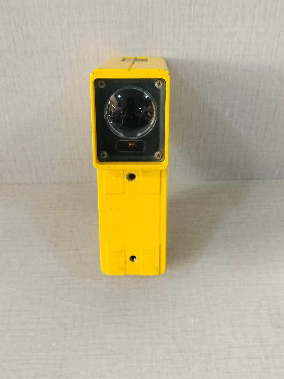 SICK OPTIC ELECTRONIC WSU 26-130 DC 24V