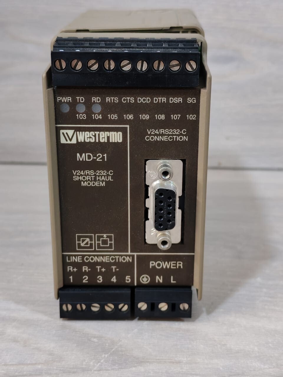 WESTERMO 3151-3101 WESTERMO MD-21 3151-3101 CURRENT LOOP CONVERTER 230V 4VA 2