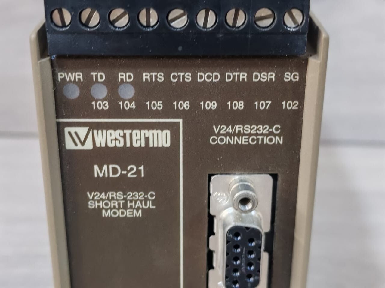 WESTERMO 3151-3101 WESTERMO MD-21 3151-3101 CURRENT LOOP CONVERTER 230V 4VA 3
