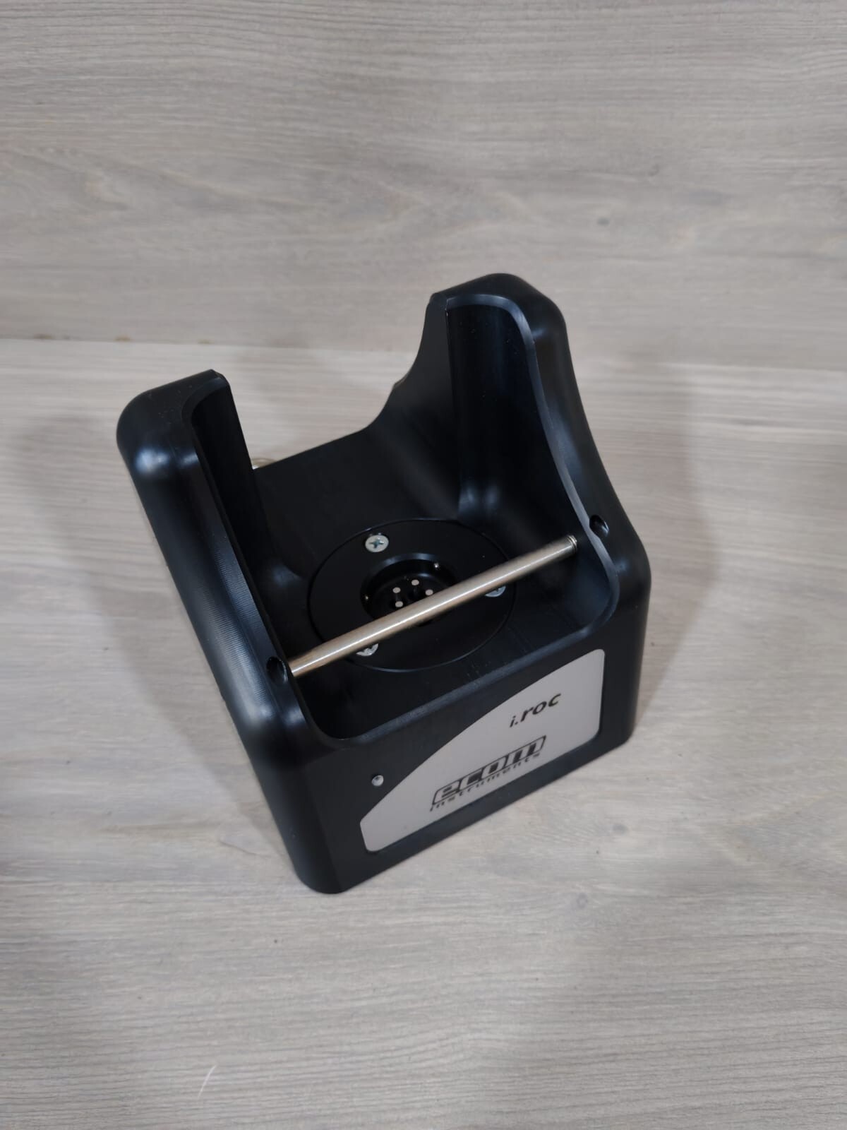ECOM I.ROC-DS-X10 ECOM INSTRUMENT BASE I.ROC DS x10 SERIES MOBILE COMPUTING - WITH FHILTY BOX 4