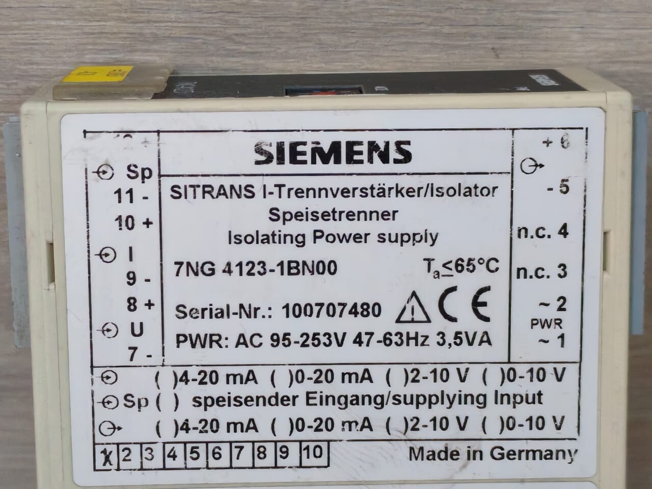 Siemens 7NG 4123-1BN00 SIEMENS 7NG 4123-1BN00 ISOLATING POWER SUPPLY MODULE 3