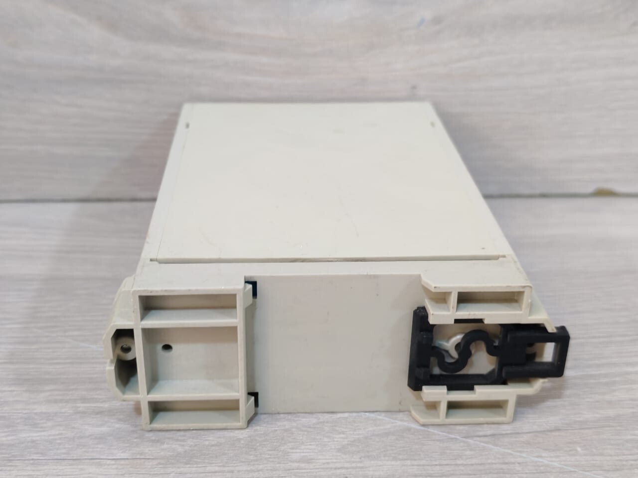 Siemens 7NG 4123-1BN00 SIEMENS 7NG 4123-1BN00 ISOLATING POWER SUPPLY MODULE 7