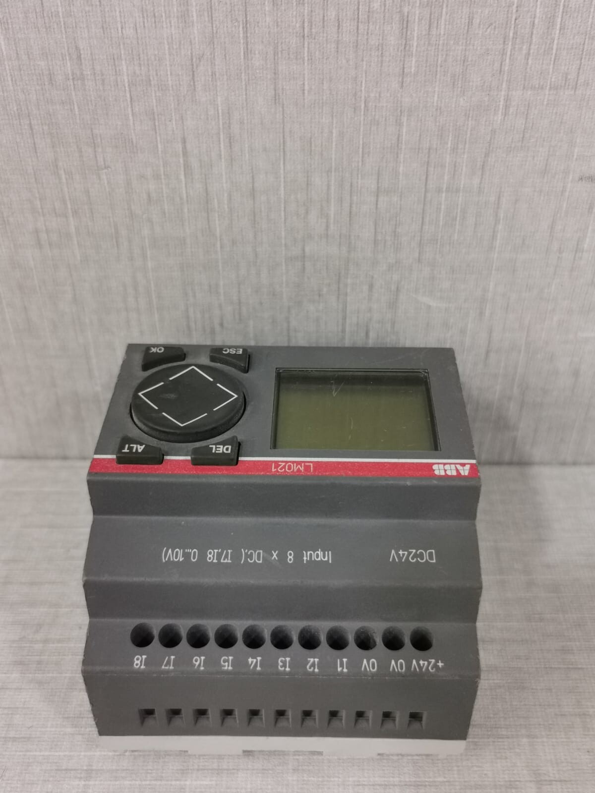 ABB 1SVR440610R0100 ABB LM021-12RDC MODULE 1SVR440610R0100 DC24V 7