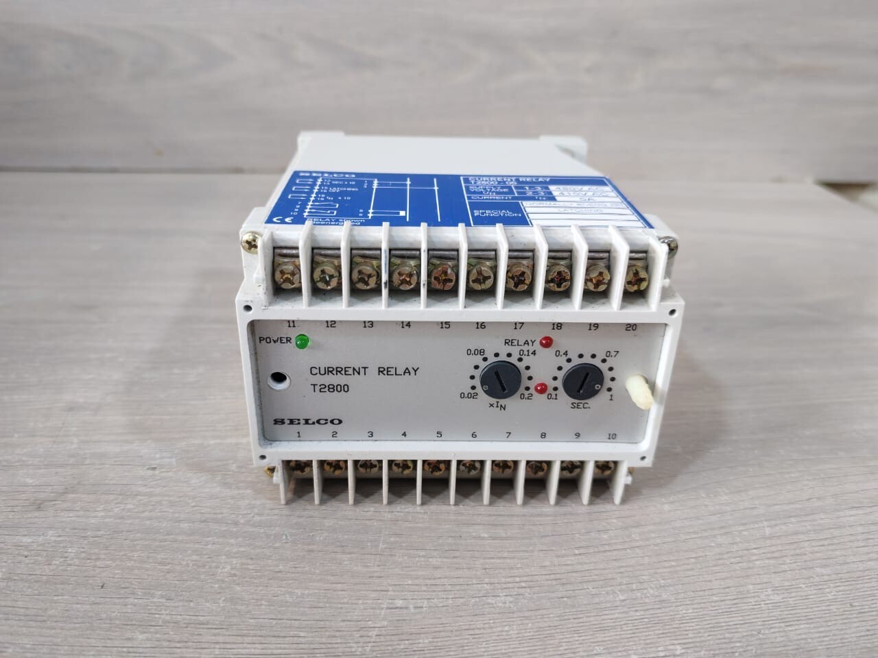 SELCO T2800-05 SELCO T2800-05 /T2800-05-00 OVERCURRENT RELAY 480VAC 415VAC 2