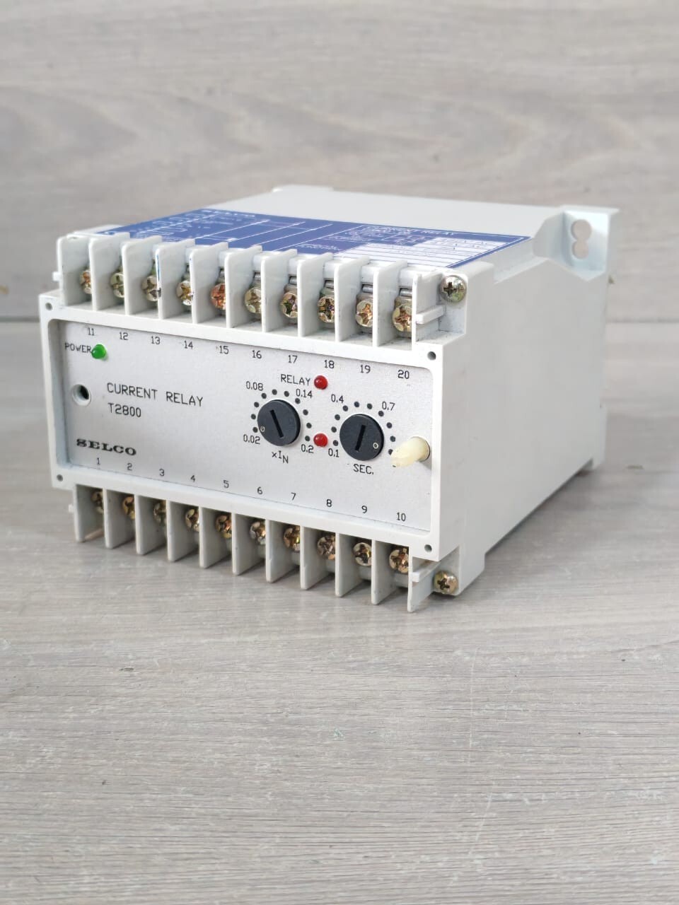SELCO T2800-05 SELCO T2800-05 /T2800-05-00 OVERCURRENT RELAY 480VAC 415VAC 4