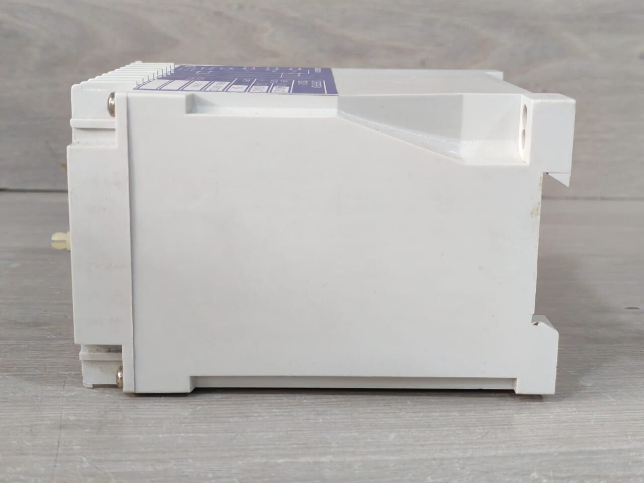 SELCO T2800-05 SELCO T2800-05 /T2800-05-00 OVERCURRENT RELAY 480VAC 415VAC 7