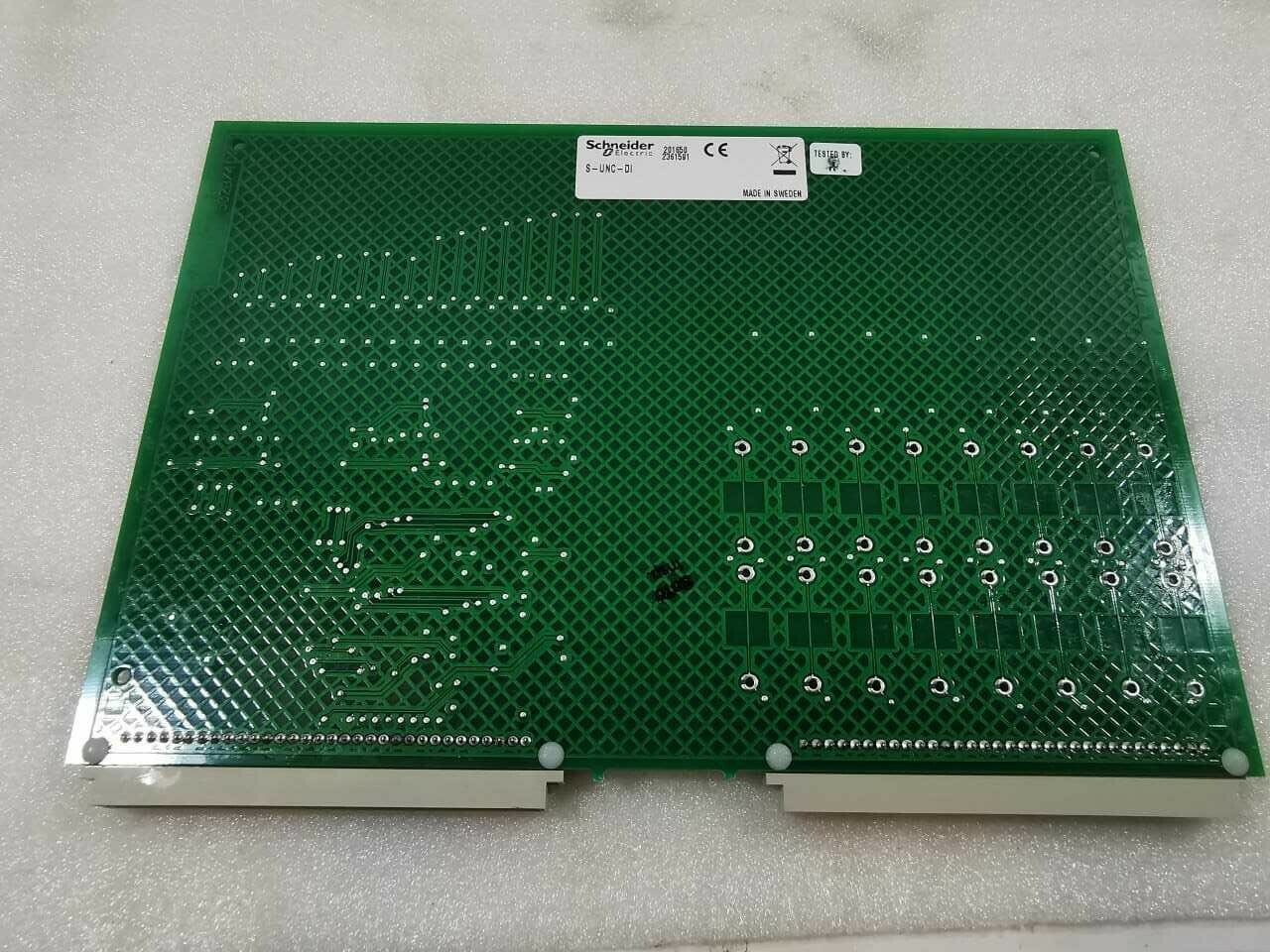 Schneider Electric S-UNC-DI Schneider Electric S-UNC-DI DIGITAL INPUT CARD 7