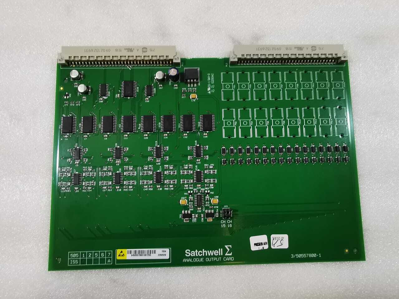 Schneider Electric S-UNC-A0 Schneider Electric S-UNC-A0 SIGMA ANALOG OUTPUT CARD 5
