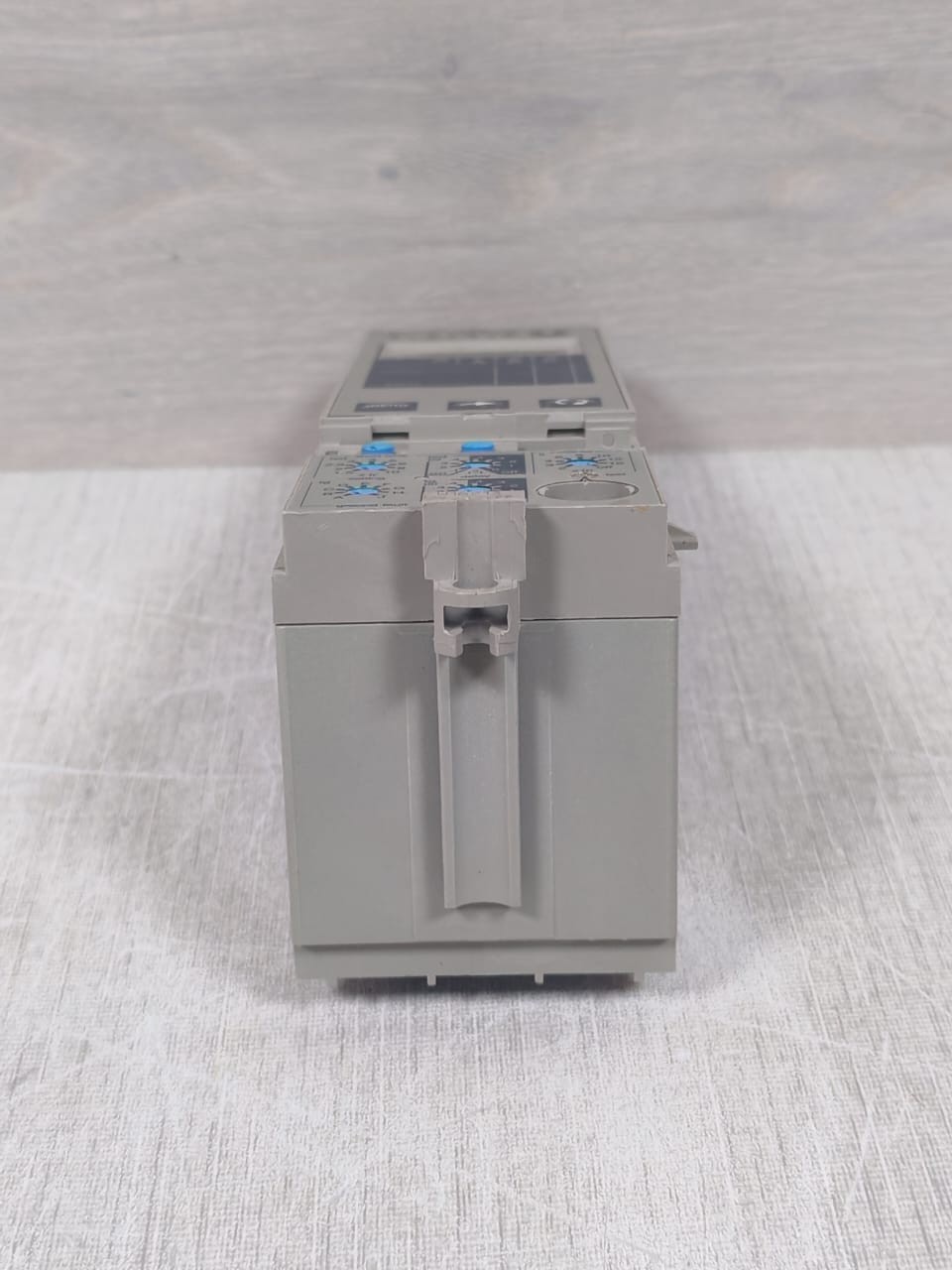 Schneider MICROLOGIC 6.0E Schneider MICROLOGIC 6.0E / 47603 7