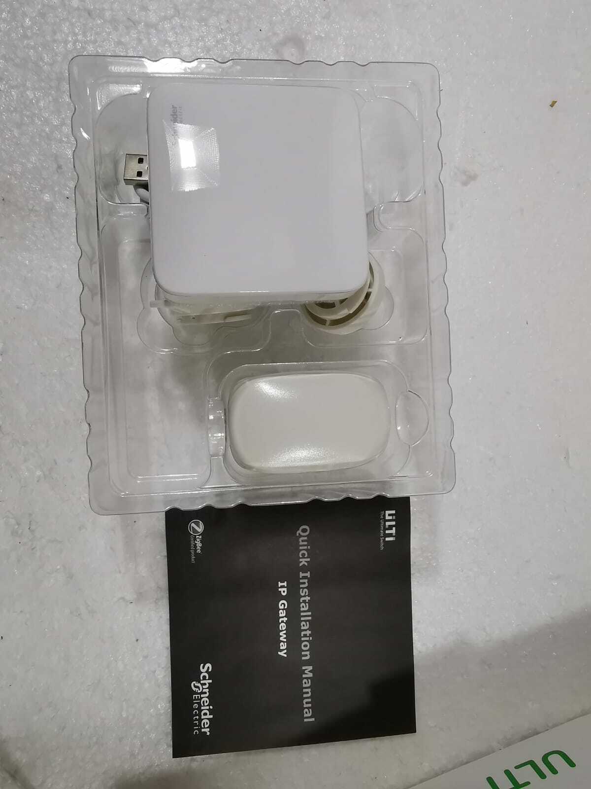 Schneider Electric U30IPGWZB Schneider Electric U30IPGWZB ULTI Gateway 9