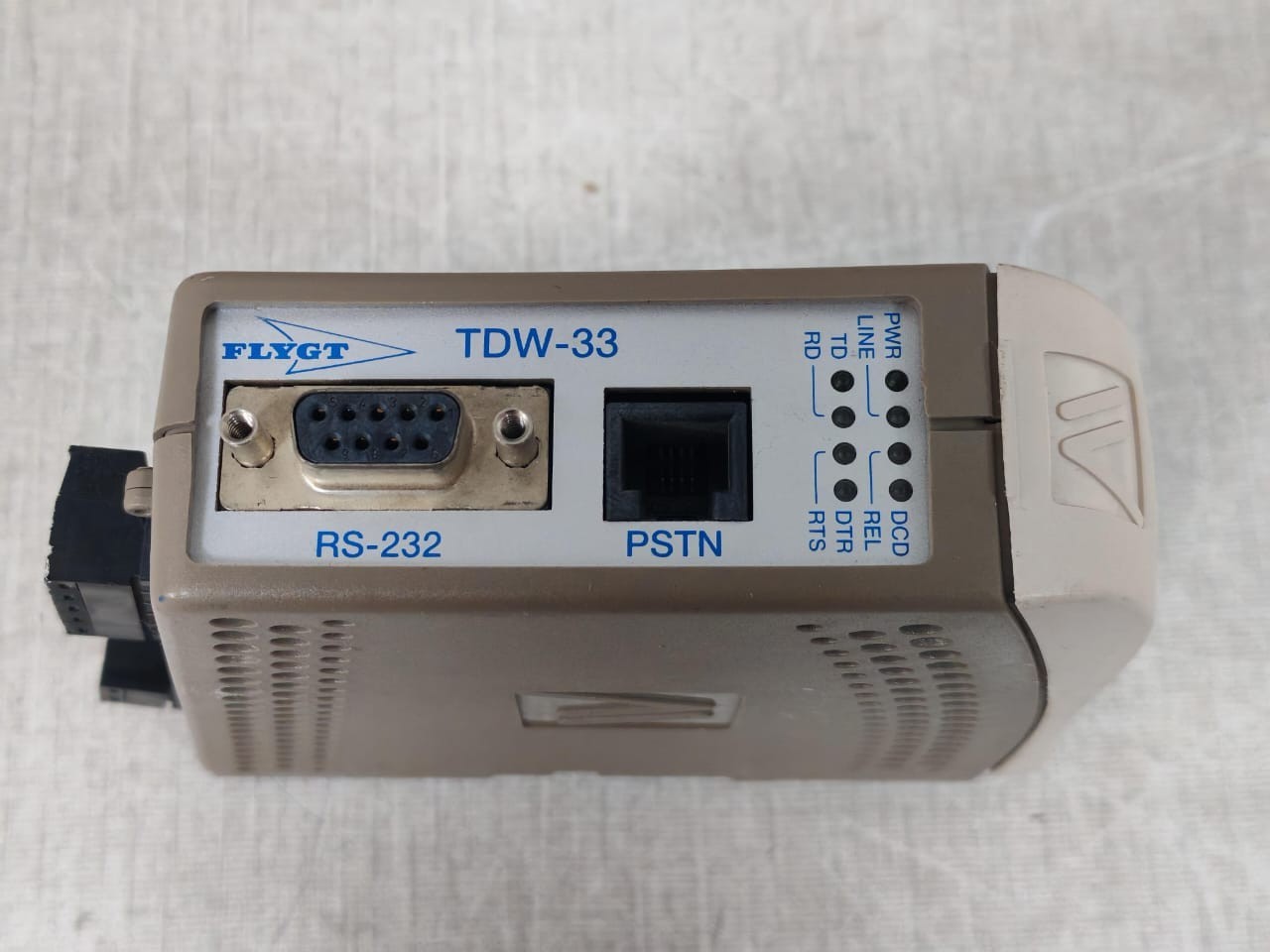 FLYGT 40501529 SW VER. 4101-1101 FLYGT TDW-33 V.90 40501529 SW VER. 4101-1101 MODULE 3