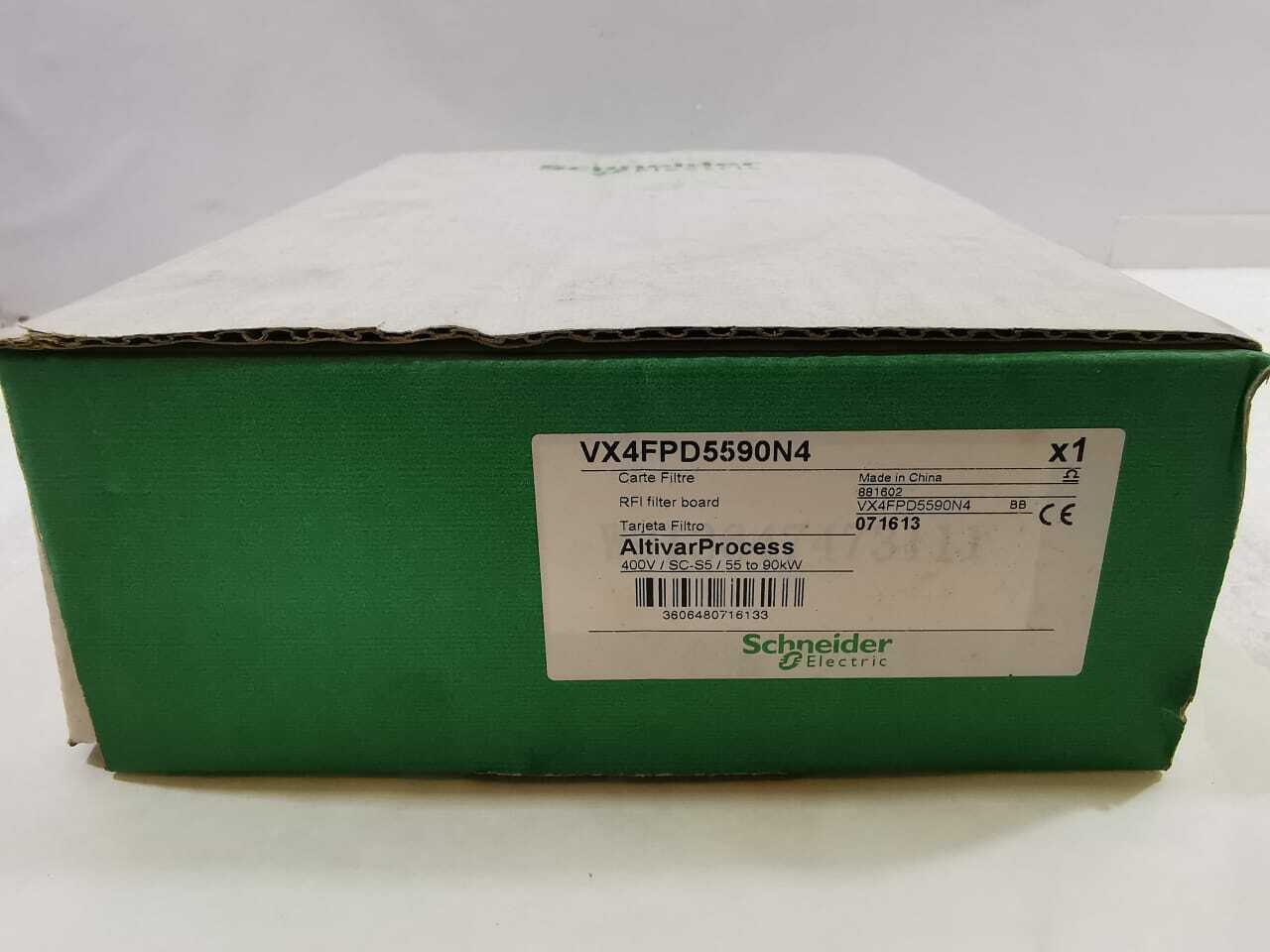 Schneider Electric VX4FPD5590N4BB Schneider Electric VX4FPD5590N4 Altivar Process 071613 / VX4FPD5590N4BB 5
