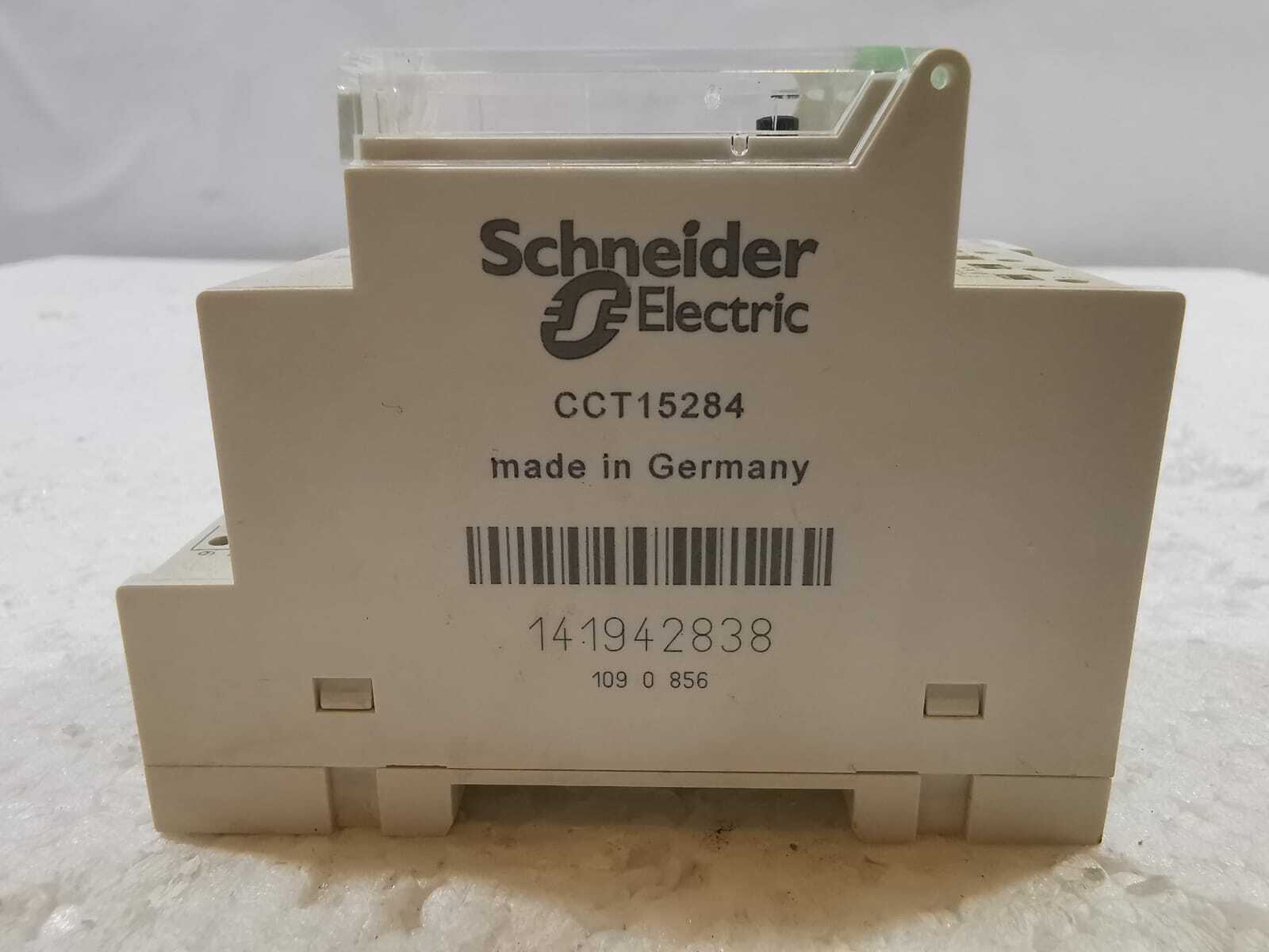 Schneider Electric CCT15284 Schneider Electric CCT15284 Switch 4