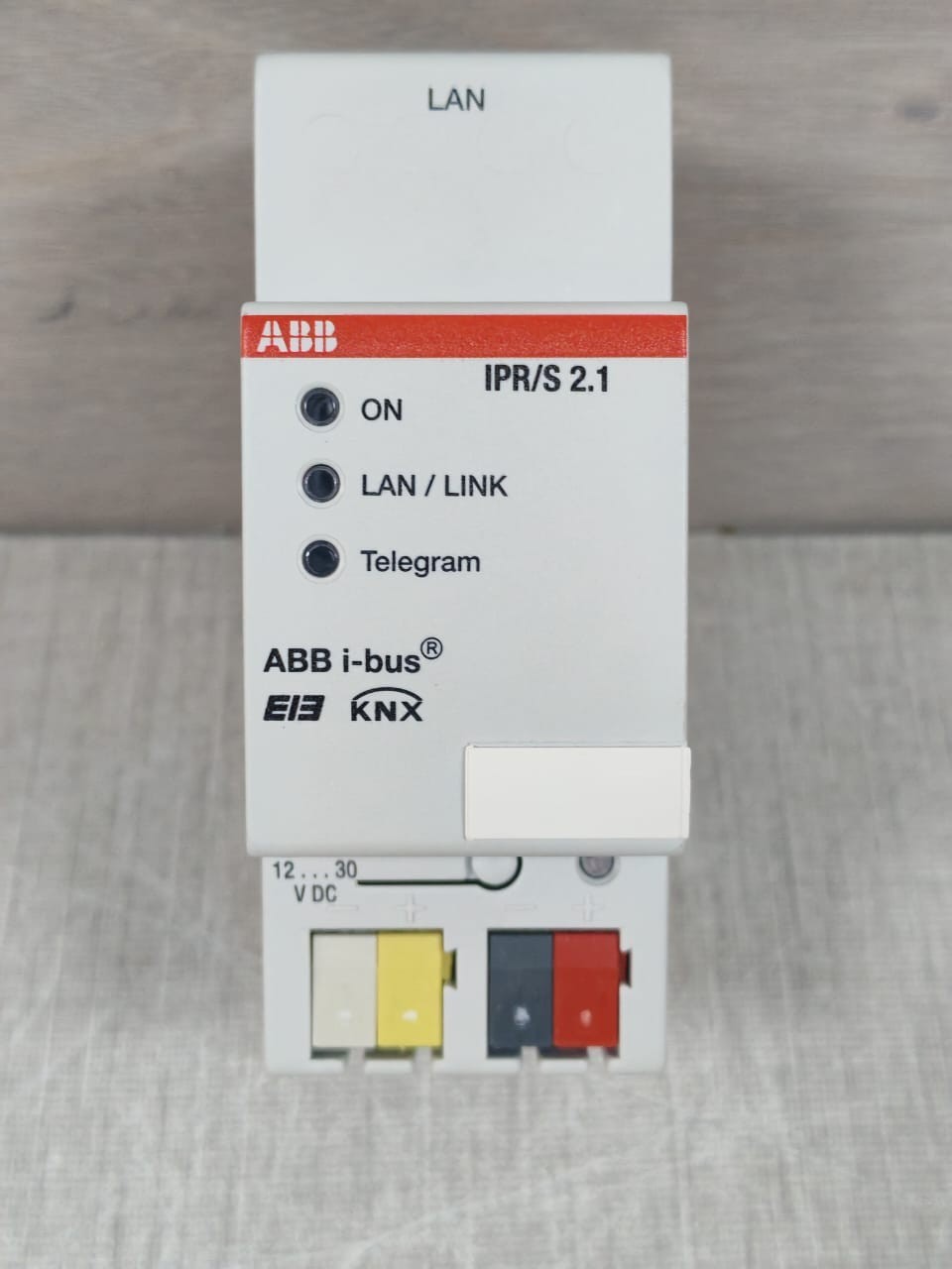 ABB IPR/S 2.1 ROUTER 2CDG 110 061 R0011