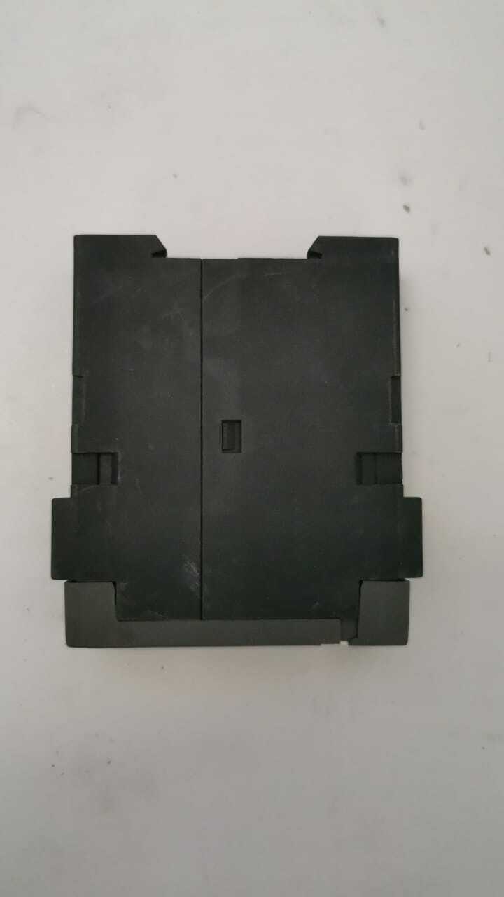 ABB C561.13 C561.13 ABB 1SAR360014R0001 TIME DELAY RELAY 3