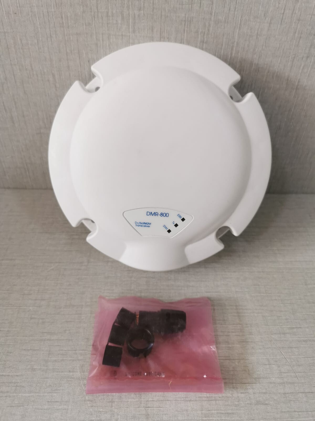 SkyWave SM200252-BHN SkyWave DMR-800D SM200252-BHN Terminal Satellite Antenna 2
